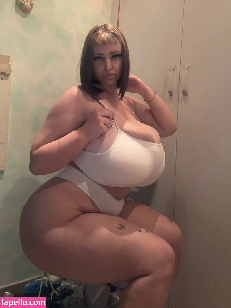 Mxmmytina / Vvalentinabonetalli Nude Leaked OnlyFans Photo #41