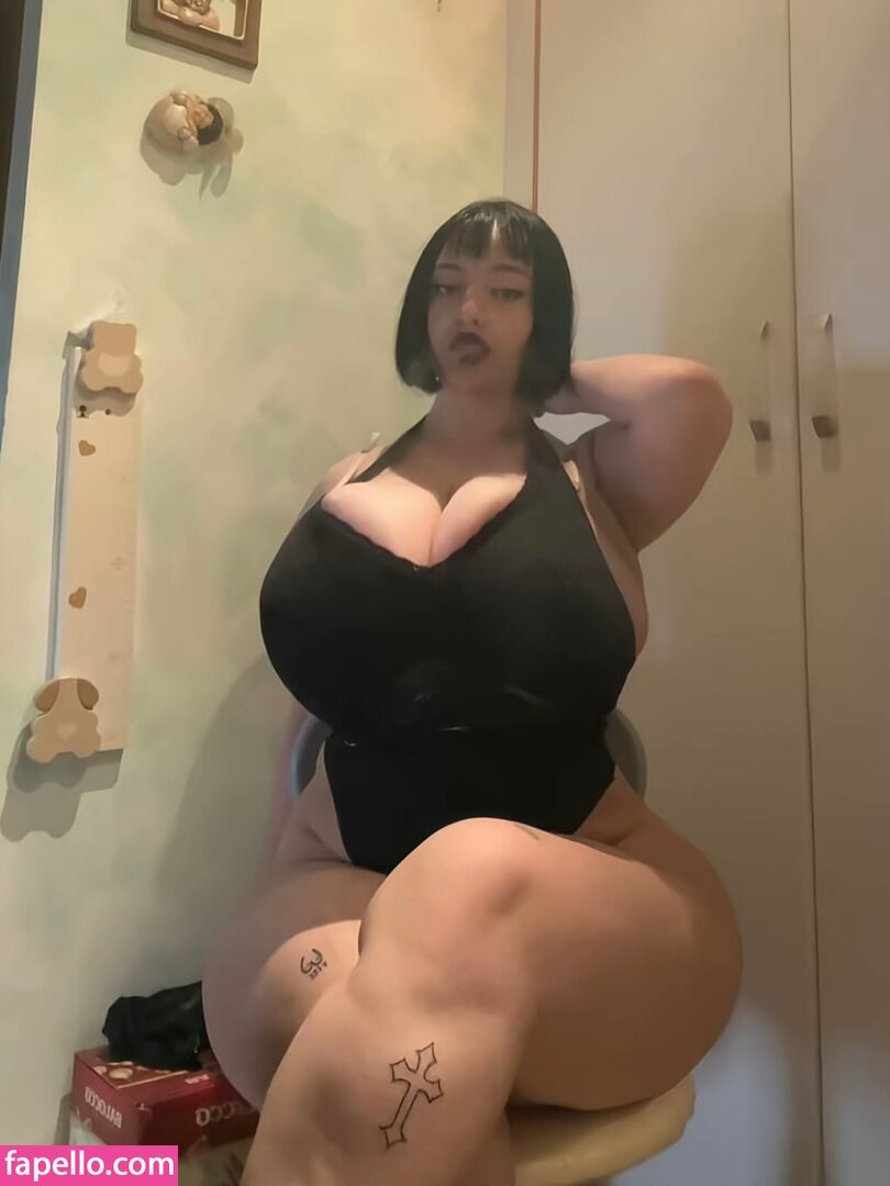 Mxmmytina / Vvalentinabonetalli Nude Leaked OnlyFans Photo #52