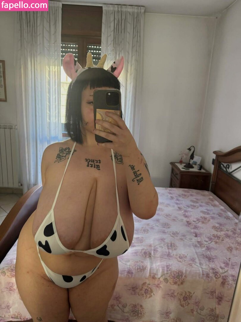 VVALENTINABONETALLI / mxmmytina Nude Leaked OnlyFans Photo #147