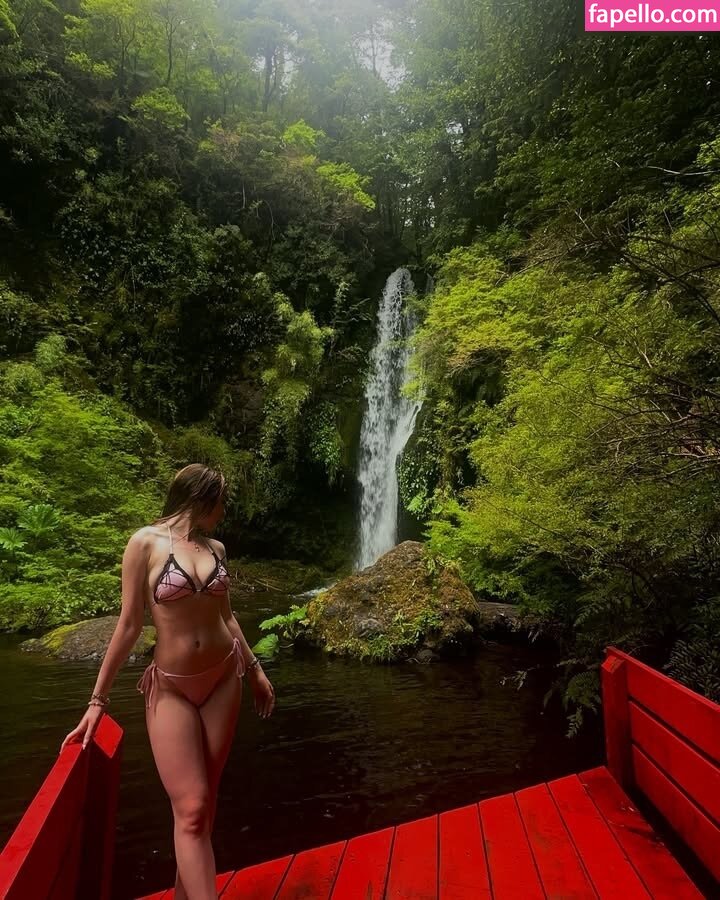 christastiktok / vvchrista / vvschrista Nude Leaked  Photo #3