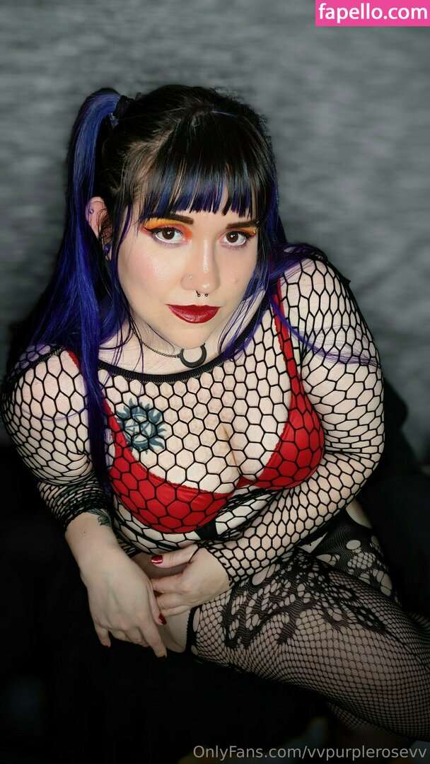 manwhosmile / vvpurplerosevv Nude Leaked OnlyFans Photo #90