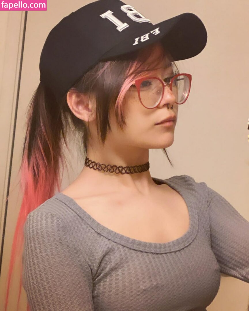 Vvriska / r9kscroller / vericha91 / wasianvriska Nude Leaked OnlyFans Photo #1