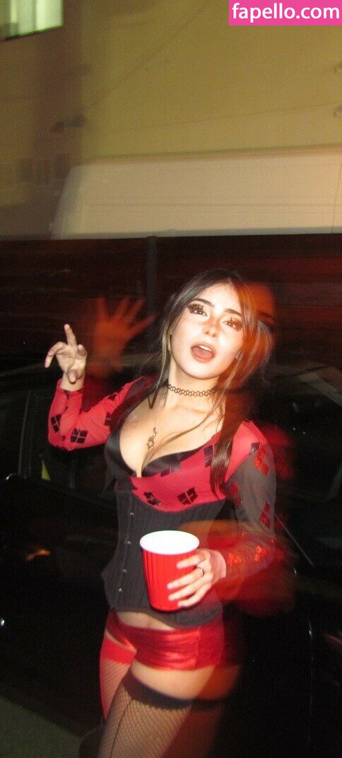 Vvriska / r9kscroller / vericha91 / wasianvriska Nude Leaked OnlyFans Photo #16