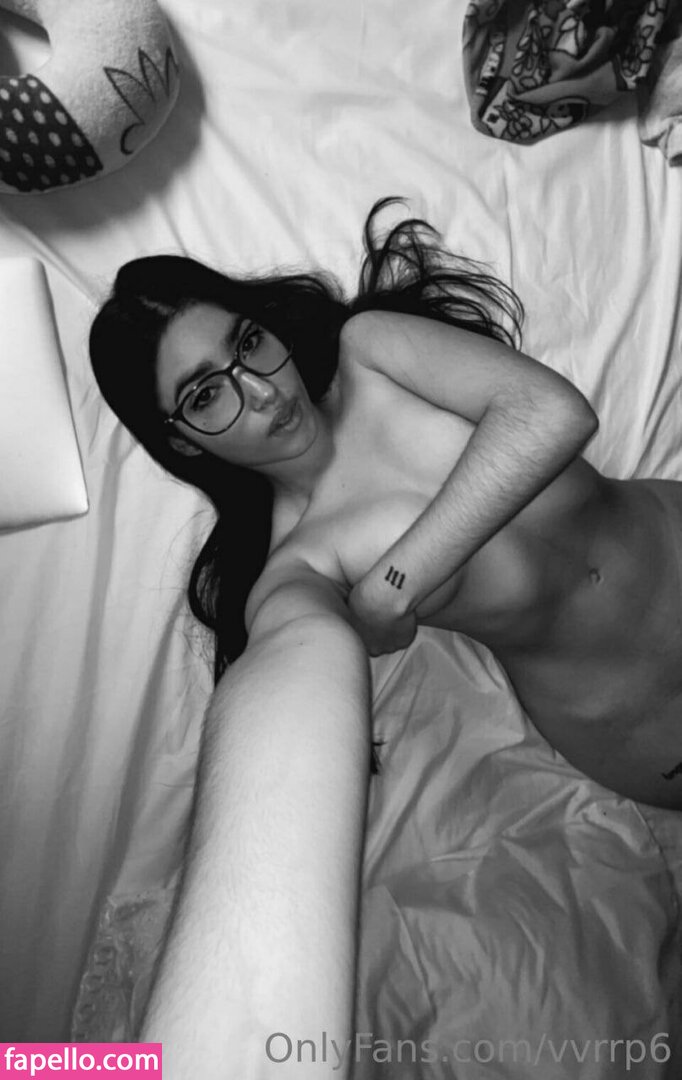 Valentina R / vvrrp6 Nude Leaked OnlyFans Photo #4
