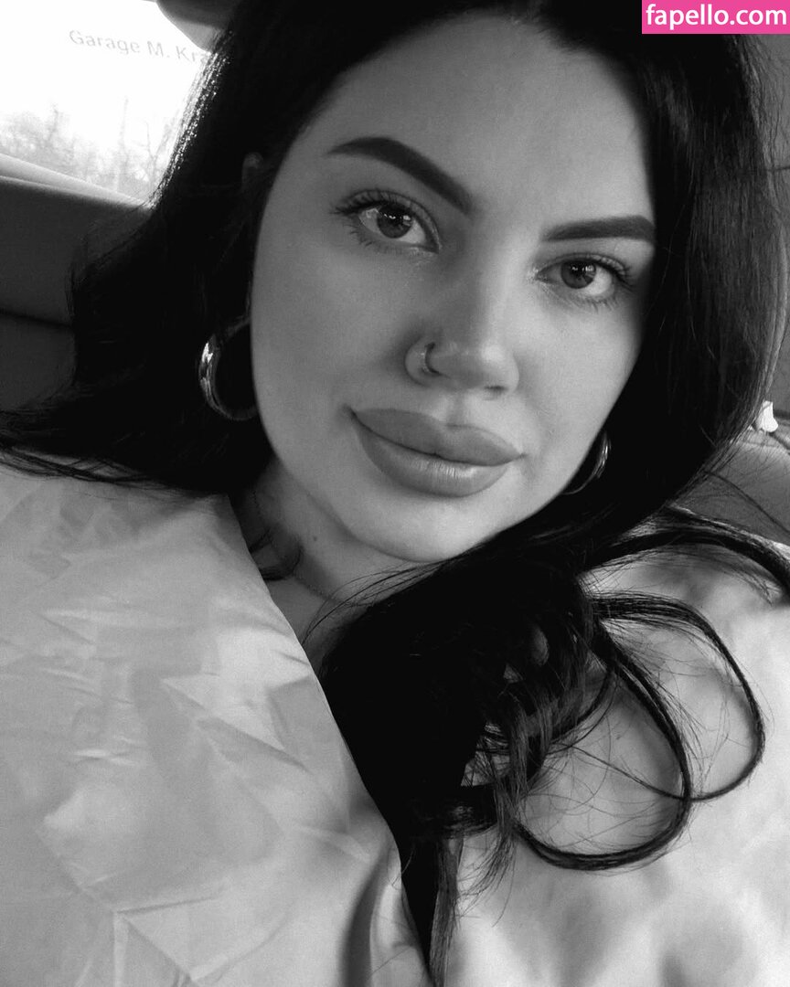 vvv.k_s / vvv.k_s7 Nude Leaked  Photo #2