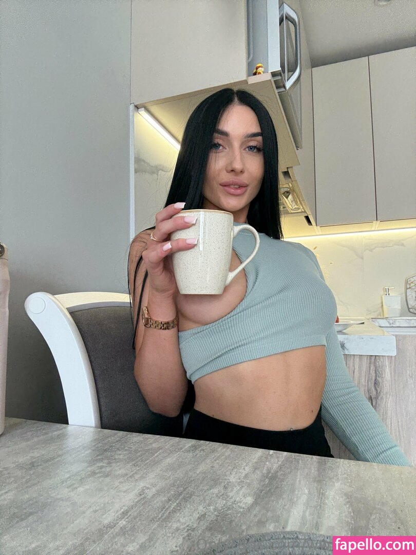 thedopegoddess / wwld_godde_s Nude Leaked OnlyFans Photo #124