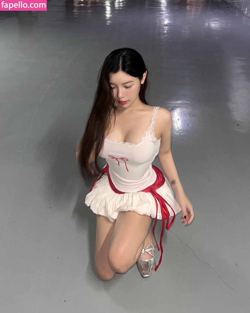 trucanhho / xx.bity / xx.bityy Nude Leaked  Photo #5