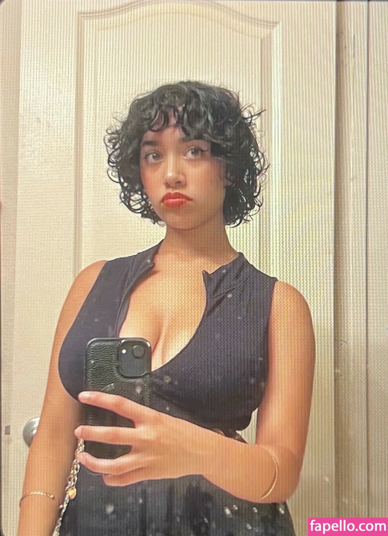 xo.midna / xomidna / xx.midna Nude Leaked  Photo #4