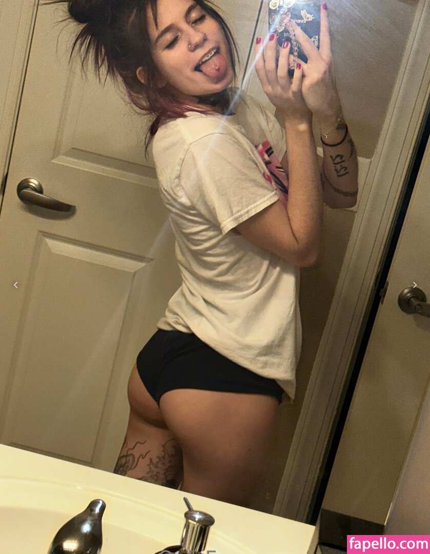 DaBrattyAngel / go.away.you.l0sers / swaggyhotdawg / xxangelxx3 Nude Leaked OnlyFans Photo #111