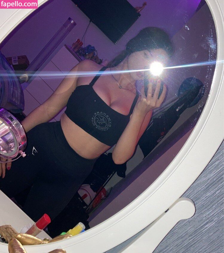 xxcherrybeaxx / xxcherryxxxx Nude Leaked OnlyFans Photo #3