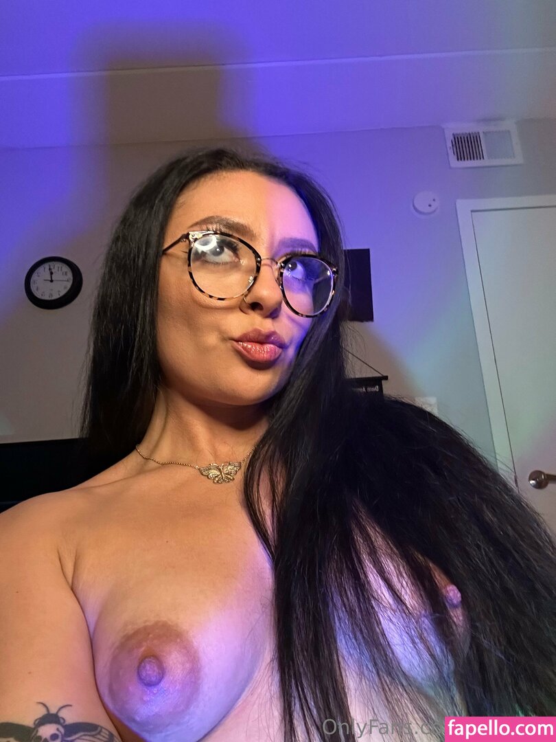 xxillenia Nude Leaked OnlyFans Photo #3