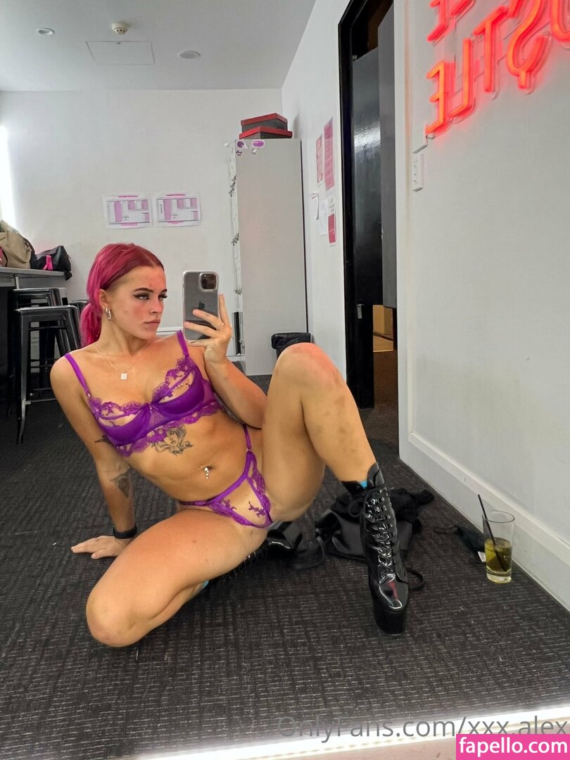 alexx_keen / alexxxmontie / xxx.alex Nude Leaked OnlyFans Photo #39