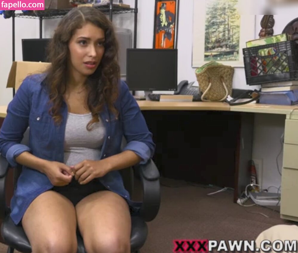 XXX Pawn Nude Leaked  Photo #12