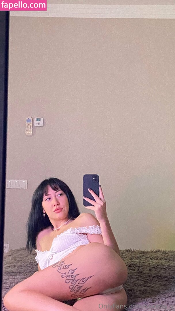 xxenaxxena / xxxena_x Nude Leaked OnlyFans Photo #10