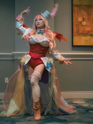 Yaya Han #356