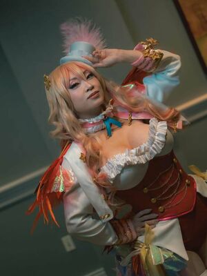 Yaya Han