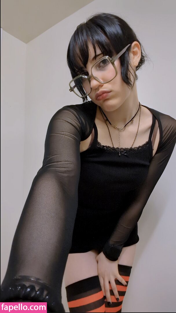 Zz.eazoning / zzeazoning Nude Leaked Patreon Photo #37