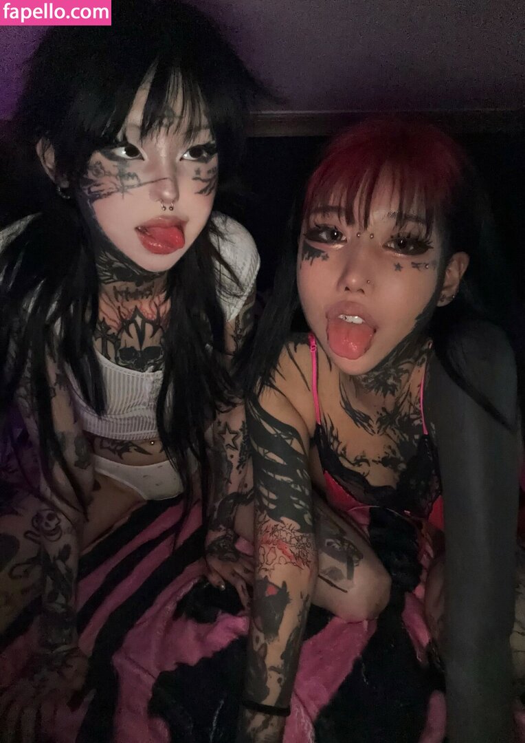 Zzem Zzem / x3m_0x77_void / yl0_o Nude Leaked OnlyFans Photo #14