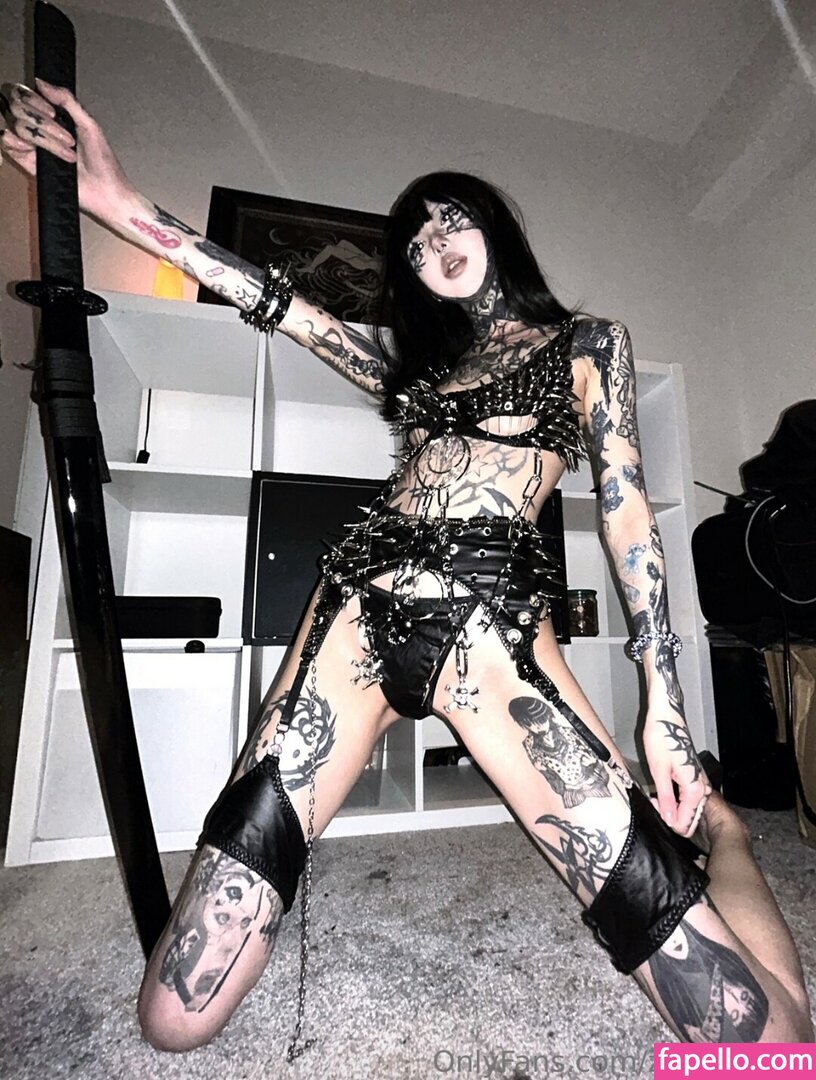 Zzem Zzem / x3m_0x77_void / yl0_o Nude Leaked OnlyFans Photo #58