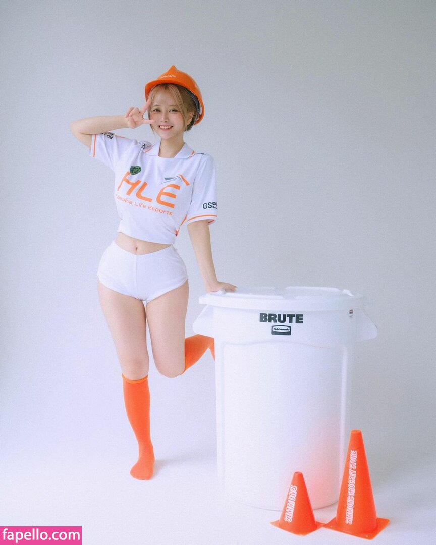 ZziZzi / zizzi_j / zzi_zzi._ / 찌찌 Nude Leaked OnlyFans Photo #135