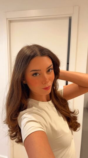 Loveisannaa / Yourcutiegirly #6