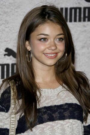 Sarah Hyland #13