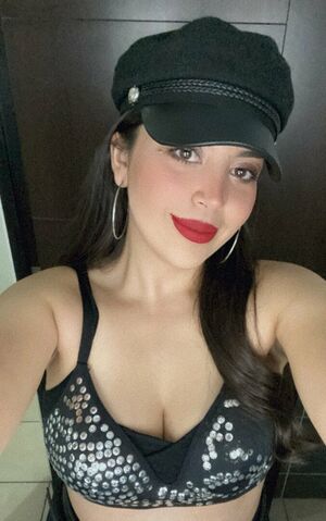 Gabriela Bautista #8